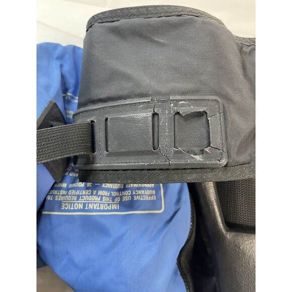 Sea quest scuba Gear - Picture 9 of 13